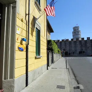 https://hostel-pisa-tower.it-tuscanyhotel.com